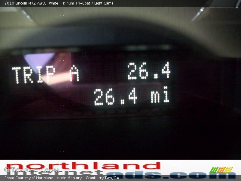 White Platinum Tri-Coat / Light Camel 2010 Lincoln MKZ AWD