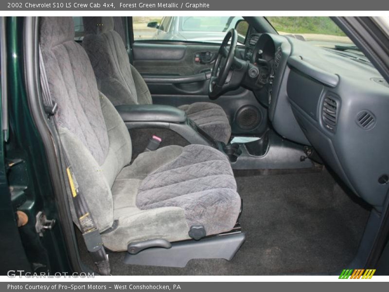 Forest Green Metallic / Graphite 2002 Chevrolet S10 LS Crew Cab 4x4