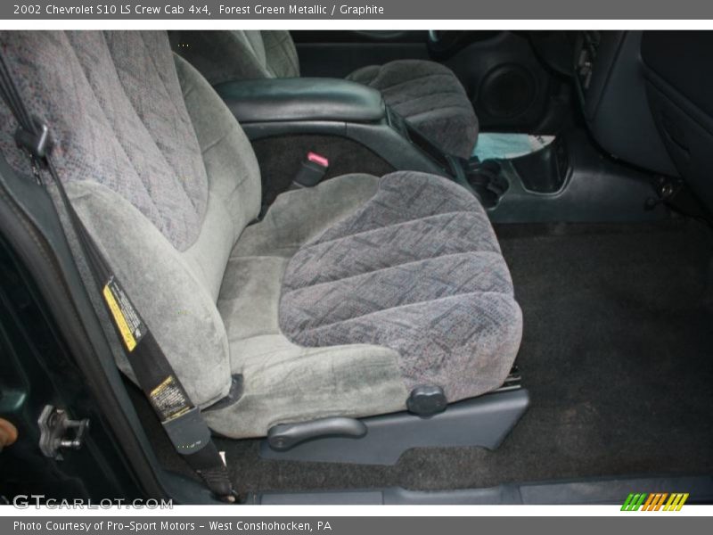 Forest Green Metallic / Graphite 2002 Chevrolet S10 LS Crew Cab 4x4