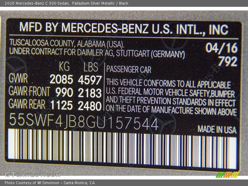 Palladium Silver Metallic / Black 2016 Mercedes-Benz C 300 Sedan