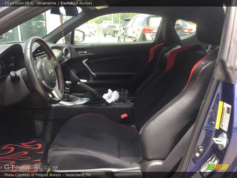 Ultramarine / Black/Red Accents 2014 Scion FR-S