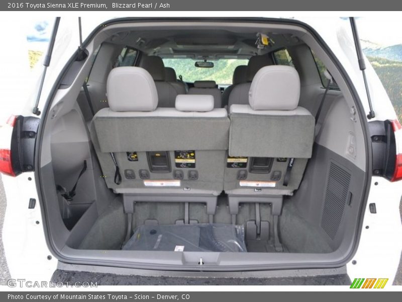 Blizzard Pearl / Ash 2016 Toyota Sienna XLE Premium