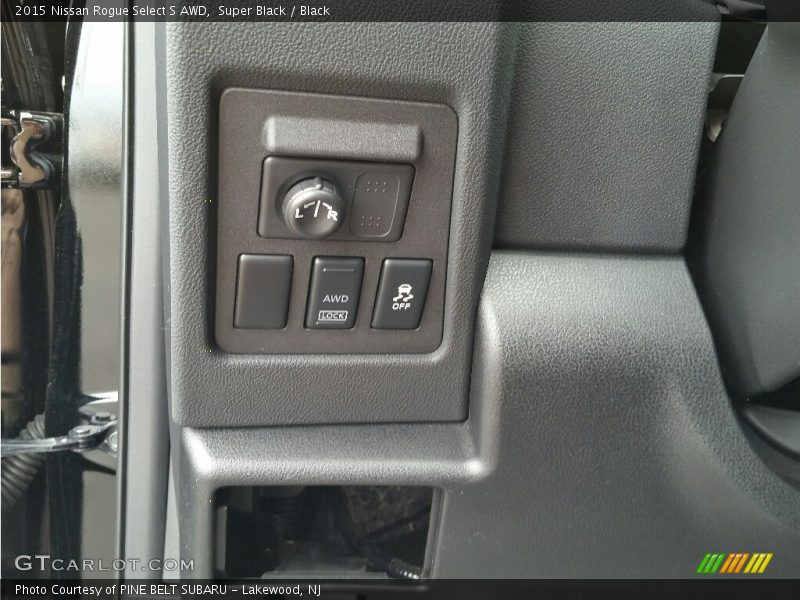 Super Black / Black 2015 Nissan Rogue Select S AWD