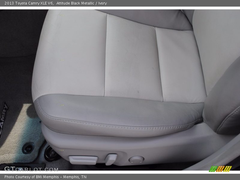 Attitude Black Metallic / Ivory 2013 Toyota Camry XLE V6