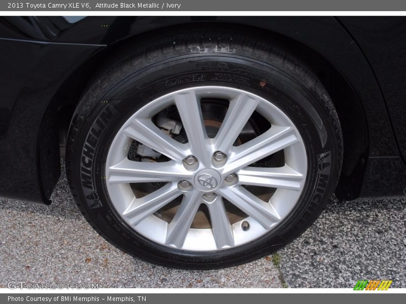 Attitude Black Metallic / Ivory 2013 Toyota Camry XLE V6