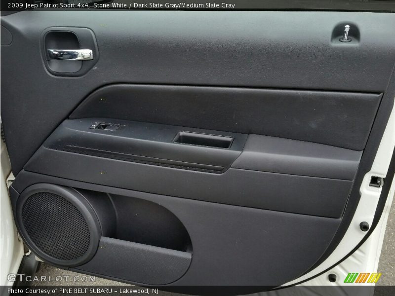 Stone White / Dark Slate Gray/Medium Slate Gray 2009 Jeep Patriot Sport 4x4