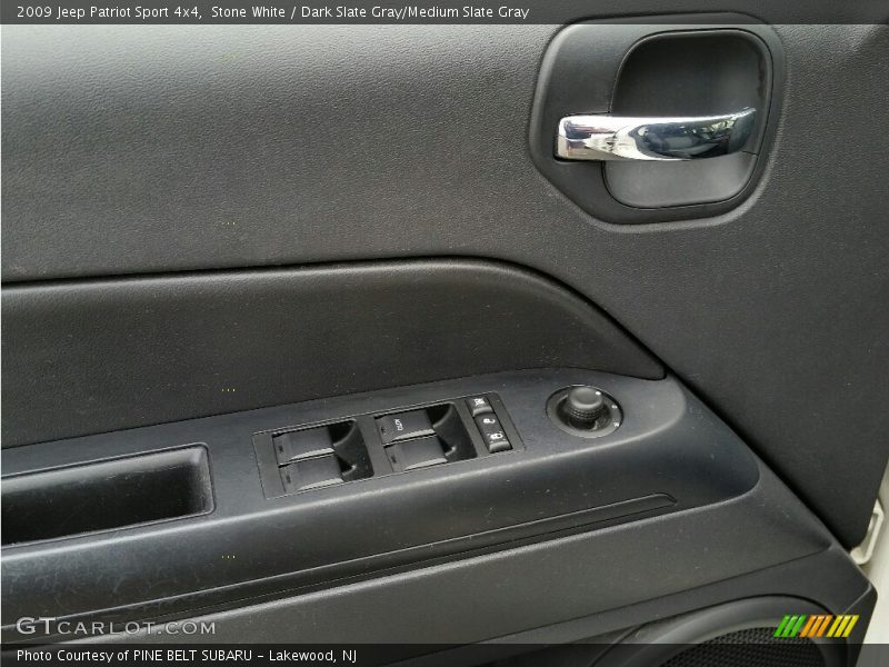 Stone White / Dark Slate Gray/Medium Slate Gray 2009 Jeep Patriot Sport 4x4