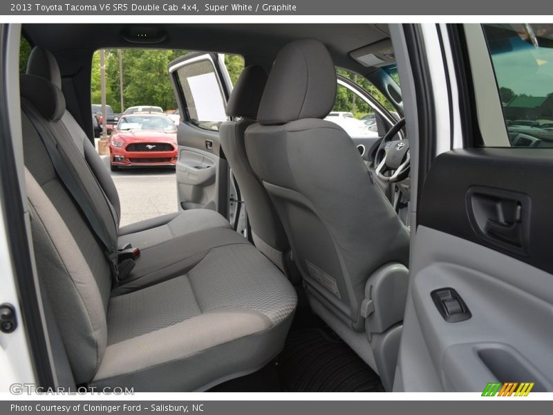 Super White / Graphite 2013 Toyota Tacoma V6 SR5 Double Cab 4x4