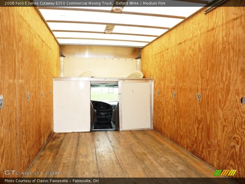 Oxford White / Medium Flint 2008 Ford E Series Cutaway E350 Commercial Moving Truck