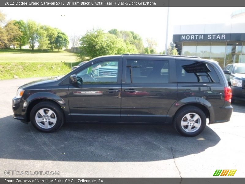 Brilliant Black Crystal Pearl / Black/Light Graystone 2012 Dodge Grand Caravan SXT