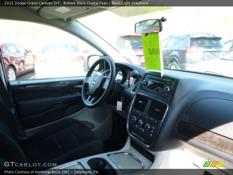 Brilliant Black Crystal Pearl / Black/Light Graystone 2012 Dodge Grand Caravan SXT