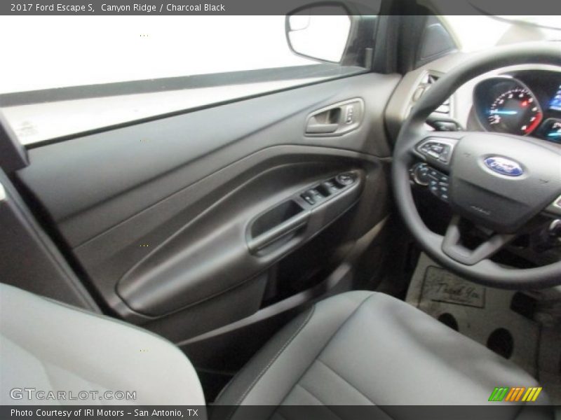 Canyon Ridge / Charcoal Black 2017 Ford Escape S