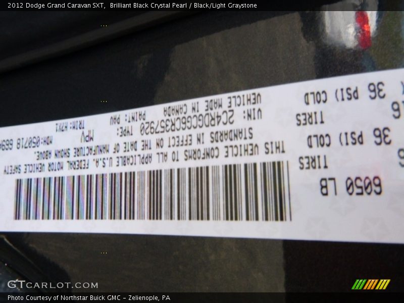 Brilliant Black Crystal Pearl / Black/Light Graystone 2012 Dodge Grand Caravan SXT
