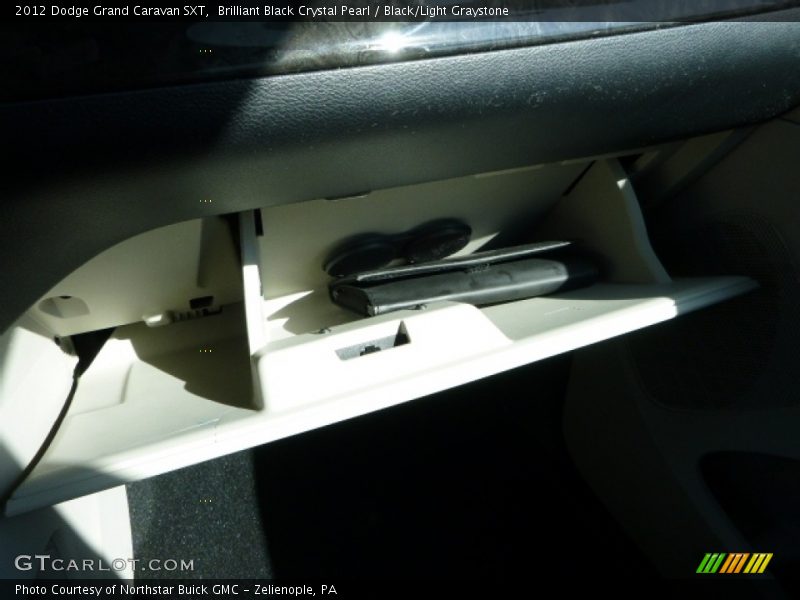 Brilliant Black Crystal Pearl / Black/Light Graystone 2012 Dodge Grand Caravan SXT