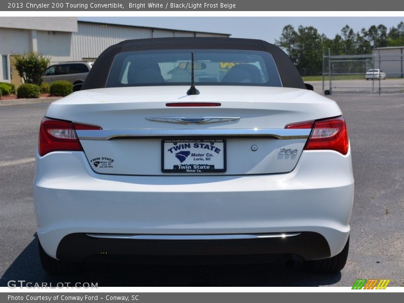 Bright White / Black/Light Frost Beige 2013 Chrysler 200 Touring Convertible