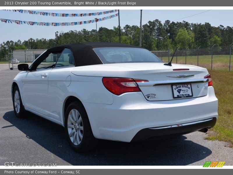 Bright White / Black/Light Frost Beige 2013 Chrysler 200 Touring Convertible