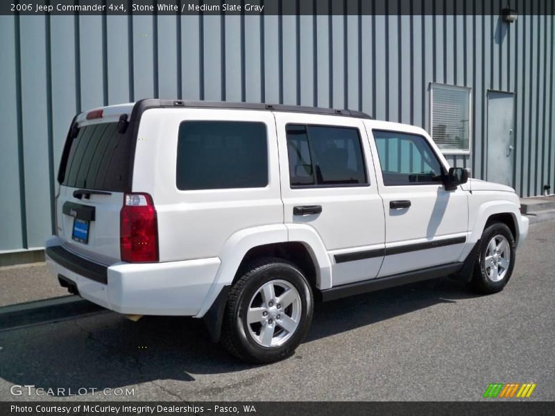 Stone White / Medium Slate Gray 2006 Jeep Commander 4x4