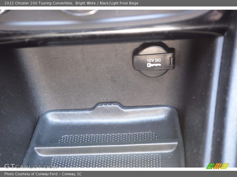Bright White / Black/Light Frost Beige 2013 Chrysler 200 Touring Convertible