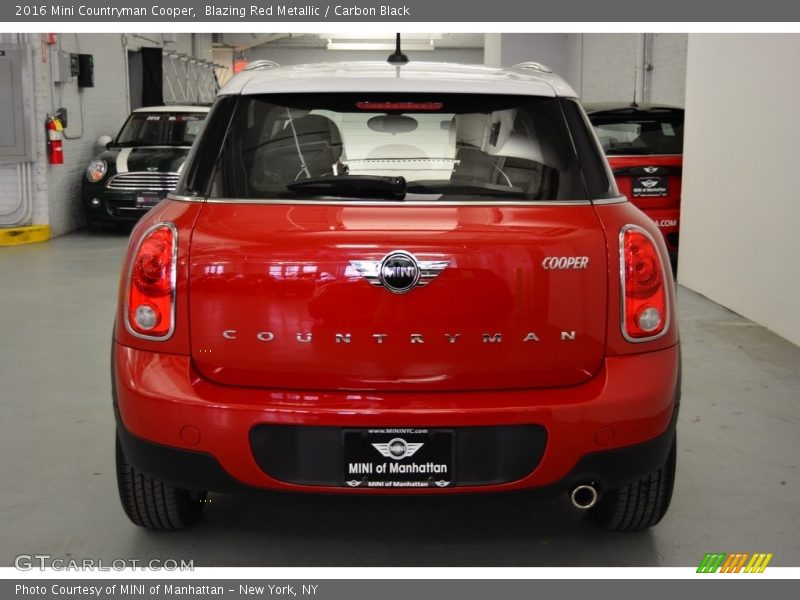 Blazing Red Metallic / Carbon Black 2016 Mini Countryman Cooper