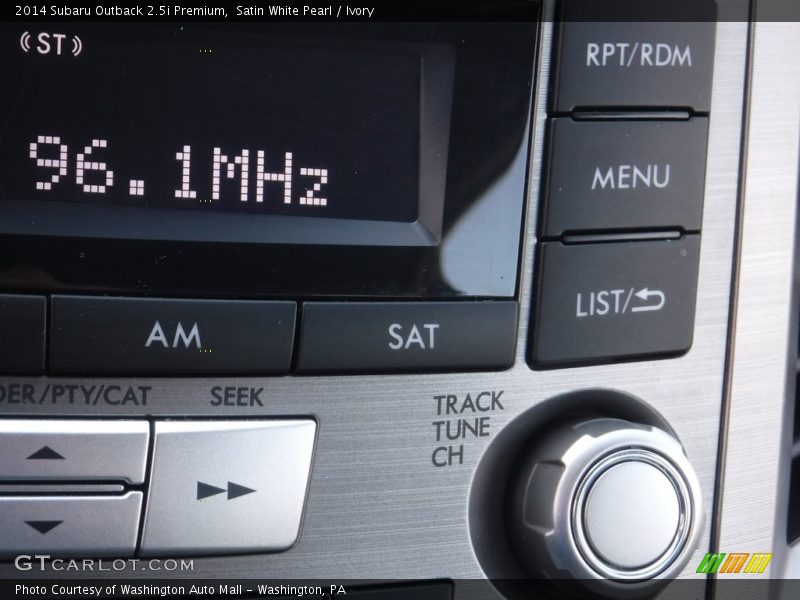 Satin White Pearl / Ivory 2014 Subaru Outback 2.5i Premium