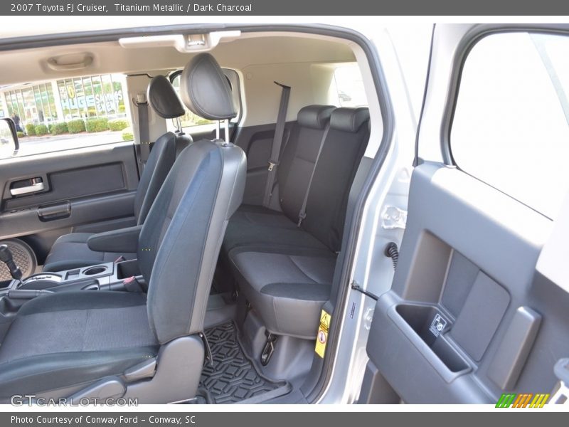 Titanium Metallic / Dark Charcoal 2007 Toyota FJ Cruiser