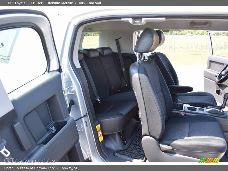 Titanium Metallic / Dark Charcoal 2007 Toyota FJ Cruiser
