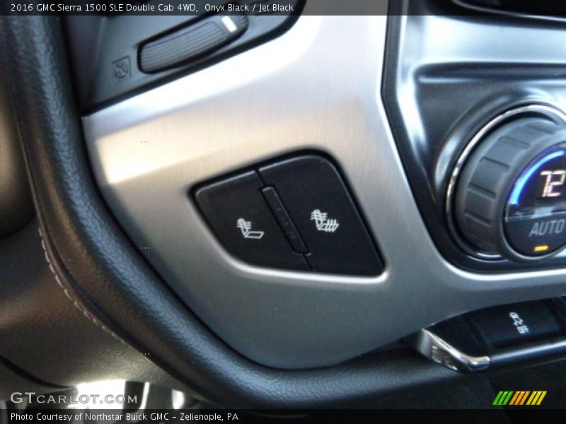 Onyx Black / Jet Black 2016 GMC Sierra 1500 SLE Double Cab 4WD