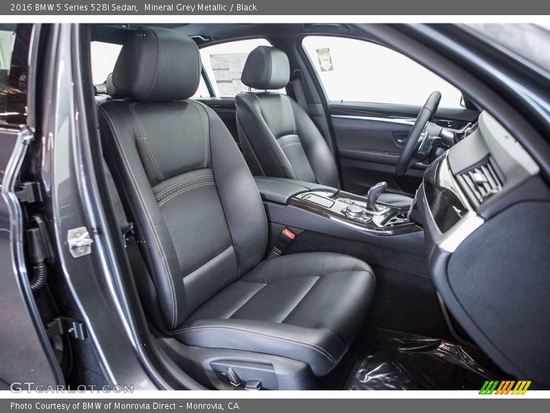 Mineral Grey Metallic / Black 2016 BMW 5 Series 528i Sedan