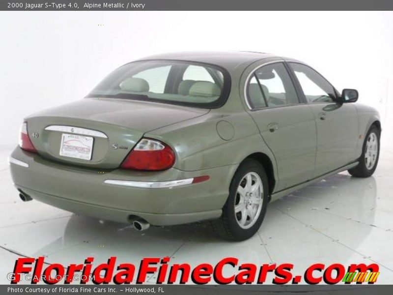 Alpine Metallic / Ivory 2000 Jaguar S-Type 4.0