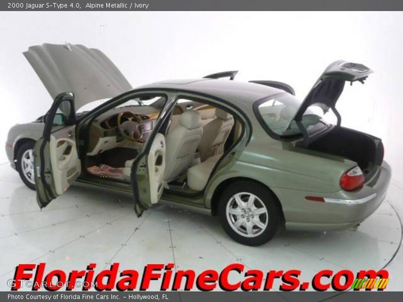 Alpine Metallic / Ivory 2000 Jaguar S-Type 4.0