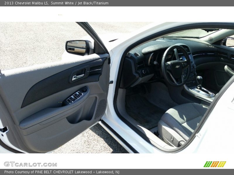 Summit White / Jet Black/Titanium 2013 Chevrolet Malibu LS