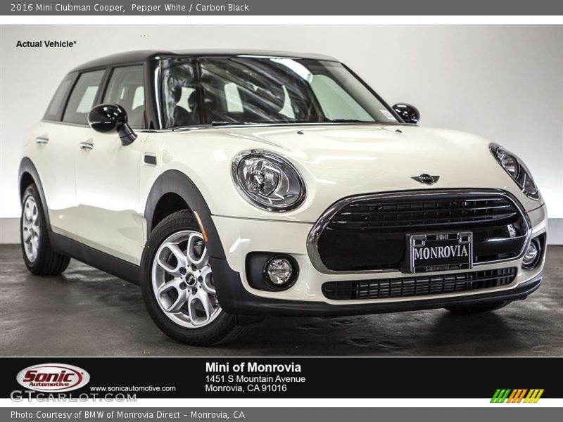 Pepper White / Carbon Black 2016 Mini Clubman Cooper