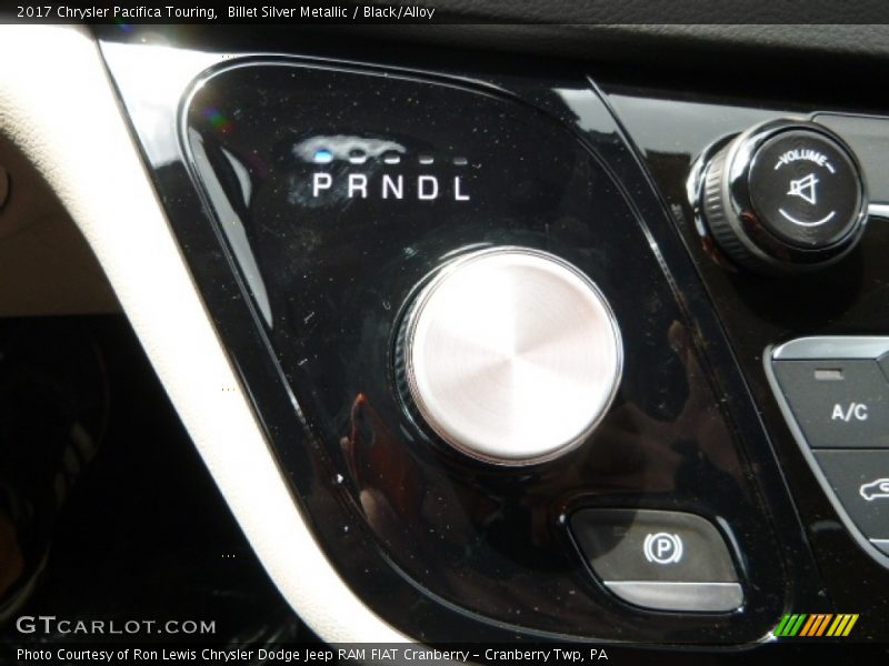 Billet Silver Metallic / Black/Alloy 2017 Chrysler Pacifica Touring