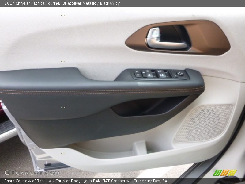Billet Silver Metallic / Black/Alloy 2017 Chrysler Pacifica Touring