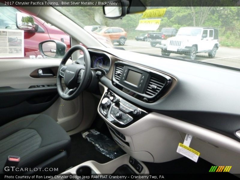 Billet Silver Metallic / Black/Alloy 2017 Chrysler Pacifica Touring