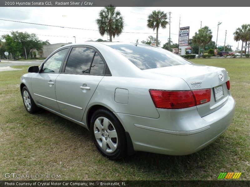 Radiant Silver / Gray 2010 Hyundai Sonata GLS