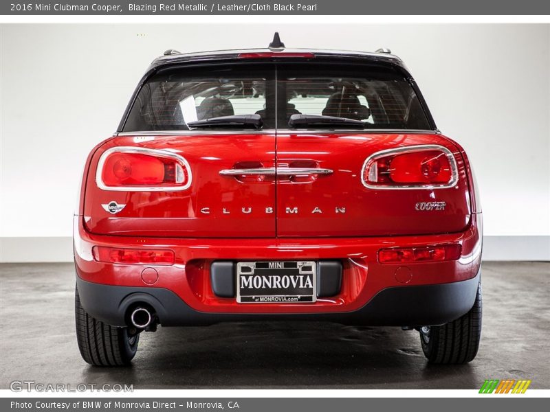 Blazing Red Metallic / Leather/Cloth Black Pearl 2016 Mini Clubman Cooper