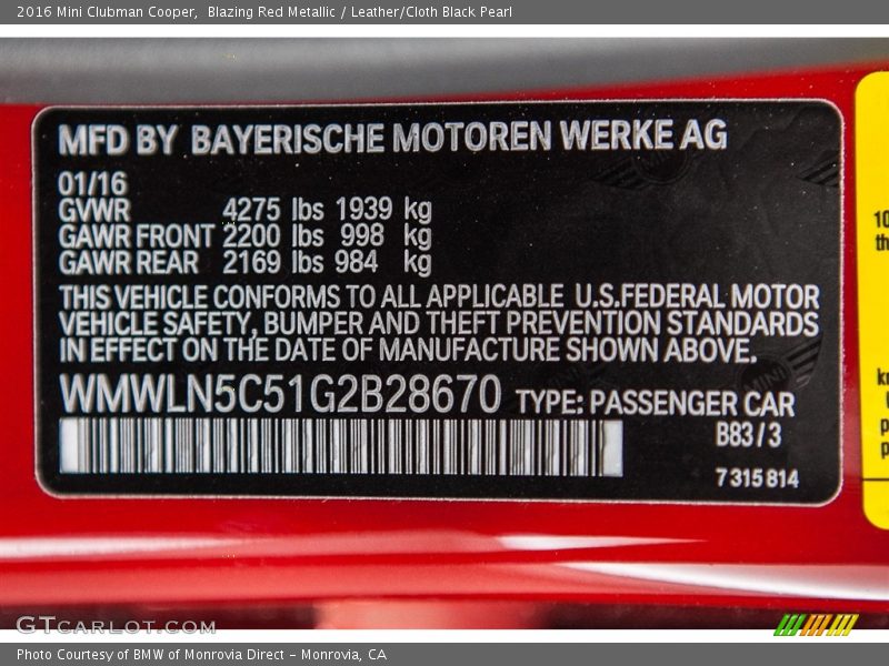 Blazing Red Metallic / Leather/Cloth Black Pearl 2016 Mini Clubman Cooper