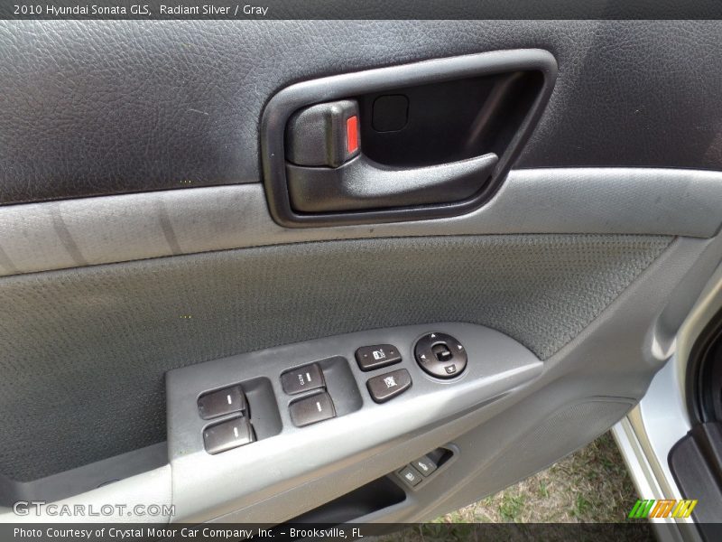 Radiant Silver / Gray 2010 Hyundai Sonata GLS