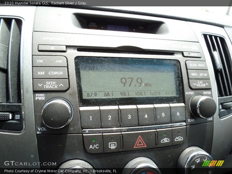 Radiant Silver / Gray 2010 Hyundai Sonata GLS