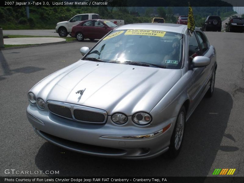 Liquid Silver Metallic / Charcoal 2007 Jaguar X-Type 3.0