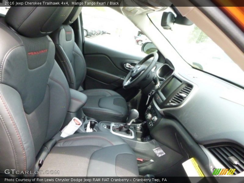 Mango Tango Pearl / Black 2016 Jeep Cherokee Trailhawk 4x4