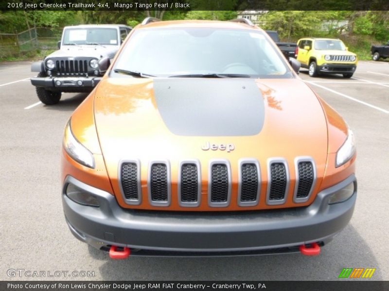 Mango Tango Pearl / Black 2016 Jeep Cherokee Trailhawk 4x4