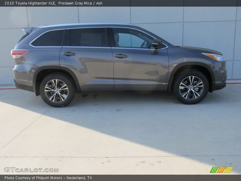 Predawn Gray Mica / Ash 2016 Toyota Highlander XLE
