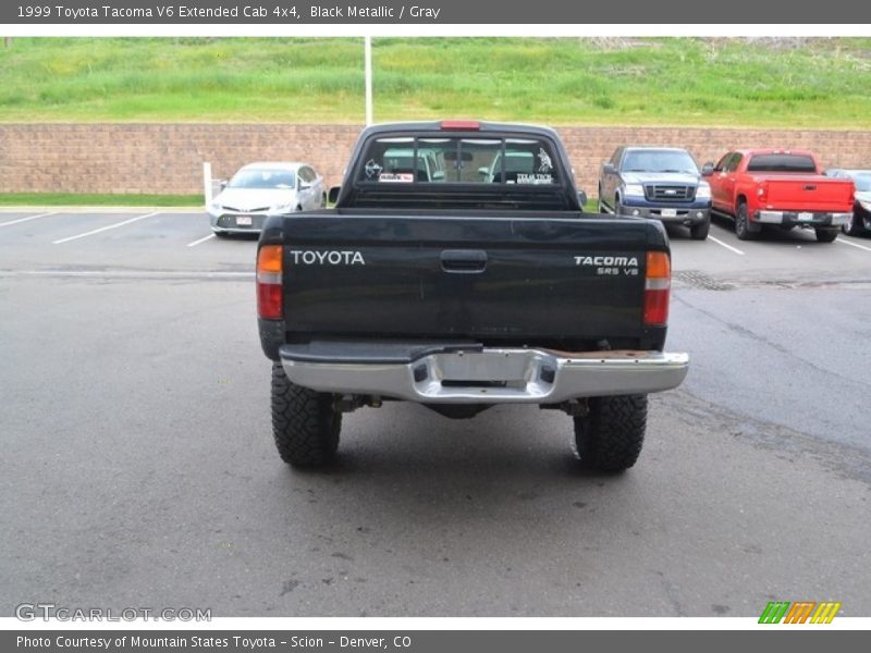 Black Metallic / Gray 1999 Toyota Tacoma V6 Extended Cab 4x4