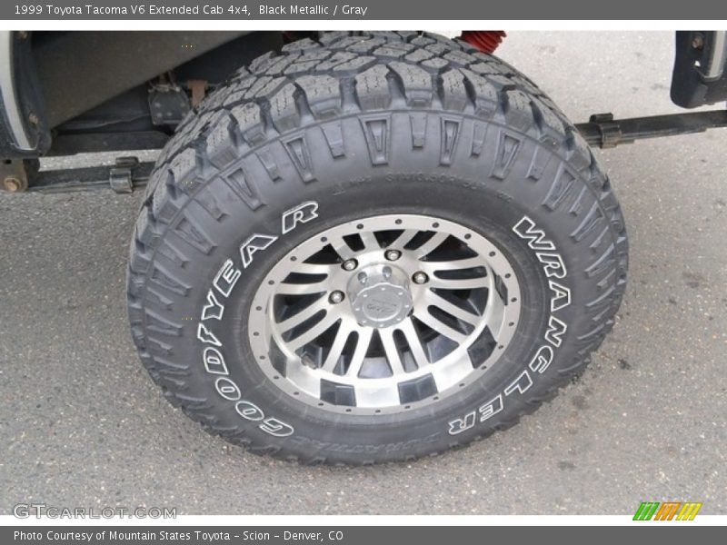 Black Metallic / Gray 1999 Toyota Tacoma V6 Extended Cab 4x4