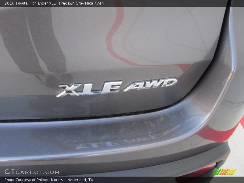 Predawn Gray Mica / Ash 2016 Toyota Highlander XLE