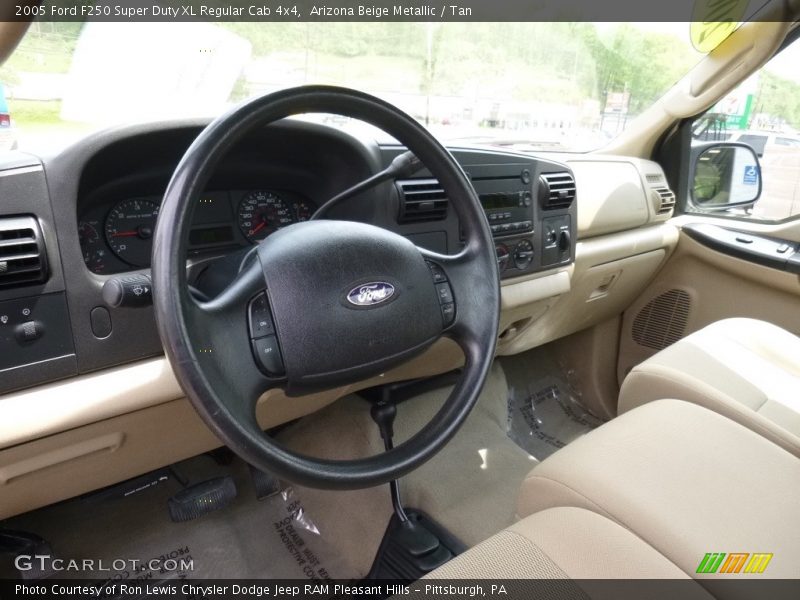 Arizona Beige Metallic / Tan 2005 Ford F250 Super Duty XL Regular Cab 4x4