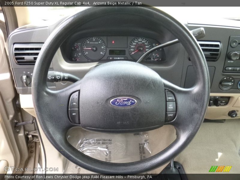 Arizona Beige Metallic / Tan 2005 Ford F250 Super Duty XL Regular Cab 4x4