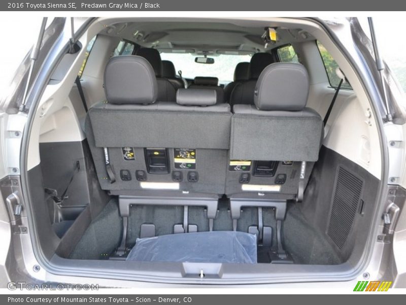 Predawn Gray Mica / Black 2016 Toyota Sienna SE